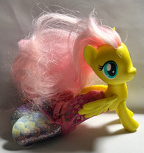 Load image into Gallery viewer, Fluttershy Land And Sea Figure