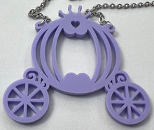 Load image into Gallery viewer, Princess Carriage Necklace