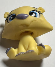 Load image into Gallery viewer, Bratz Yellow Bear Pet Figure